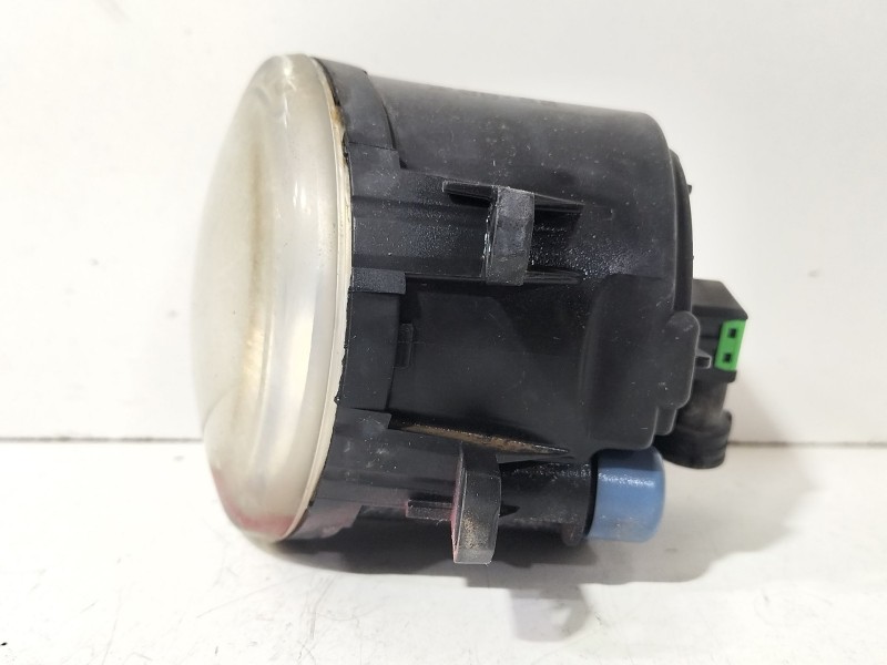 Recambio de faro antiniebla izquierdo para toyota auris (_e15_) 1.4 d-4d (nde150_) referencia OEM IAM 812200D041  
