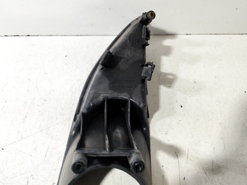 Recambio de rejilla paragolpes izquierda para toyota auris (_e15_) 1.4 d-4d (nde150_) referencia OEM IAM 8148202040  