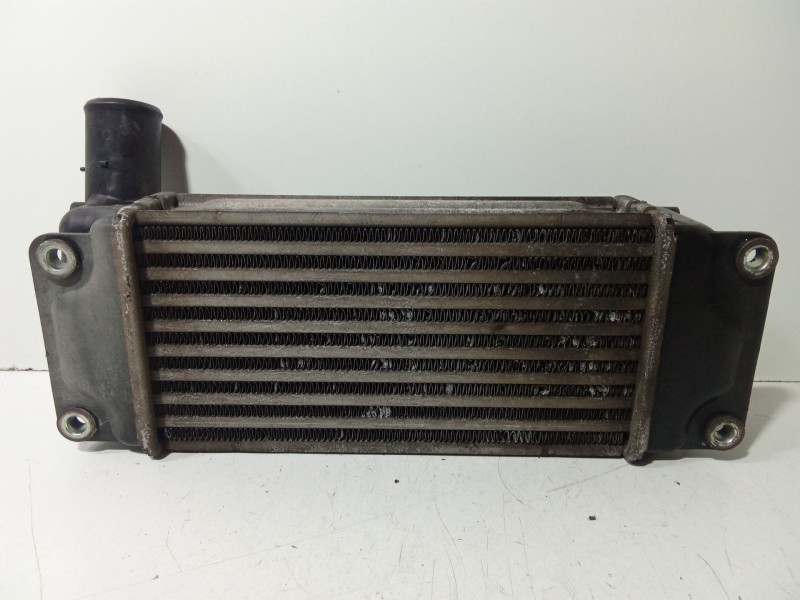 Recambio de intercooler para toyota auris (_e15_) 1.4 d-4d (nde150_) referencia OEM IAM jd1270000692 / jd1271005350  