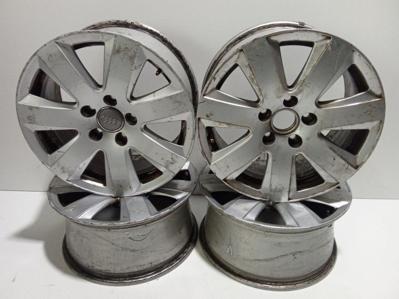 Recambio de juego llantas para audi a6 berlina (4f2) 3.0 tdi quattro (165kw) referencia OEM IAM 4F0601025P  