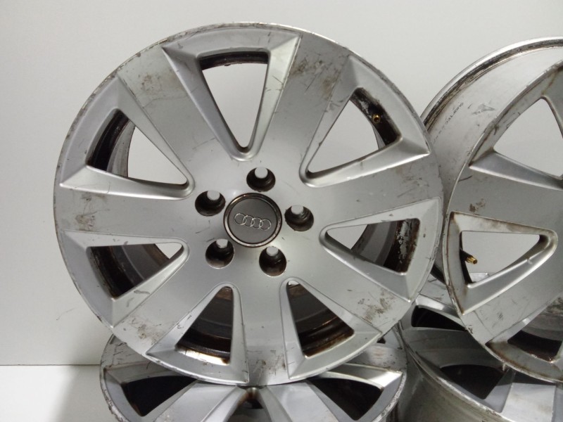 Recambio de juego llantas para audi a6 berlina (4f2) 3.0 tdi quattro (165kw) referencia OEM IAM 4F0601025P  