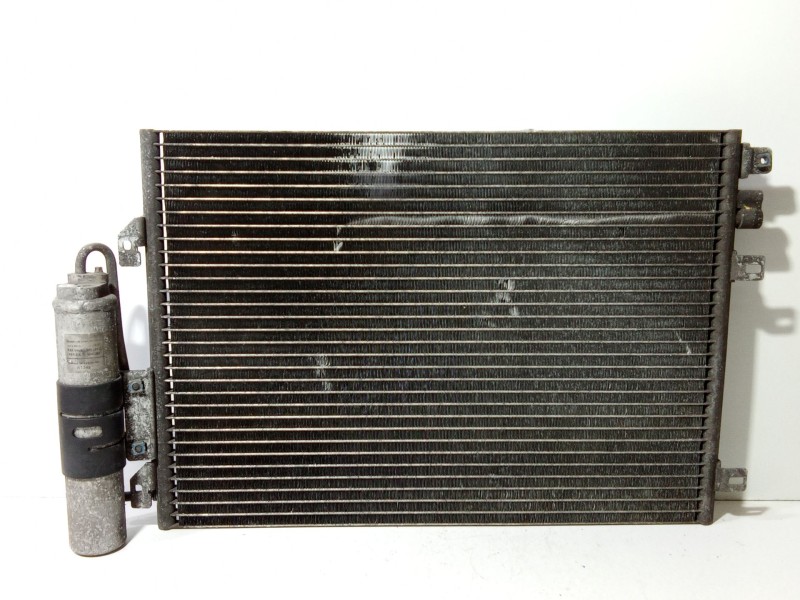 Recambio de condensador aire acondicionado para renault clio ii (bb_, cb_) 1.5 dci (b/cb07) referencia OEM IAM 8200086193  