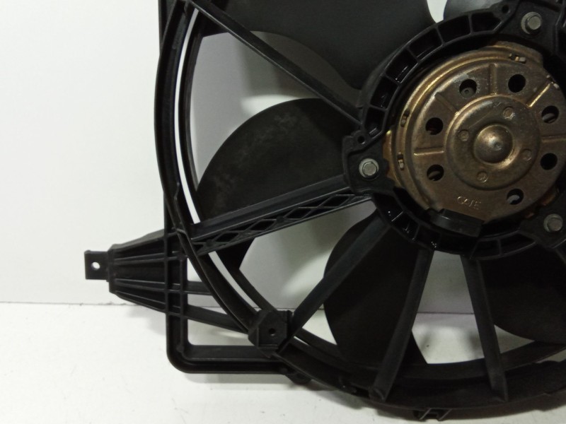 Recambio de electroventilador para renault clio ii (bb_, cb_) 1.5 dci (b/cb07) referencia OEM IAM 7700428659J  