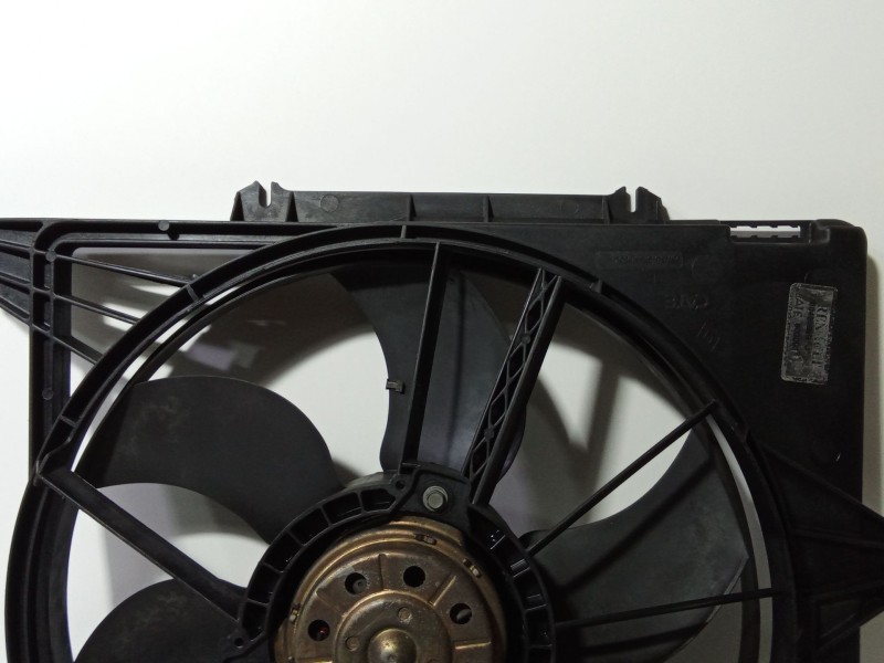 Recambio de electroventilador para renault clio ii (bb_, cb_) 1.5 dci (b/cb07) referencia OEM IAM 7700428659J  