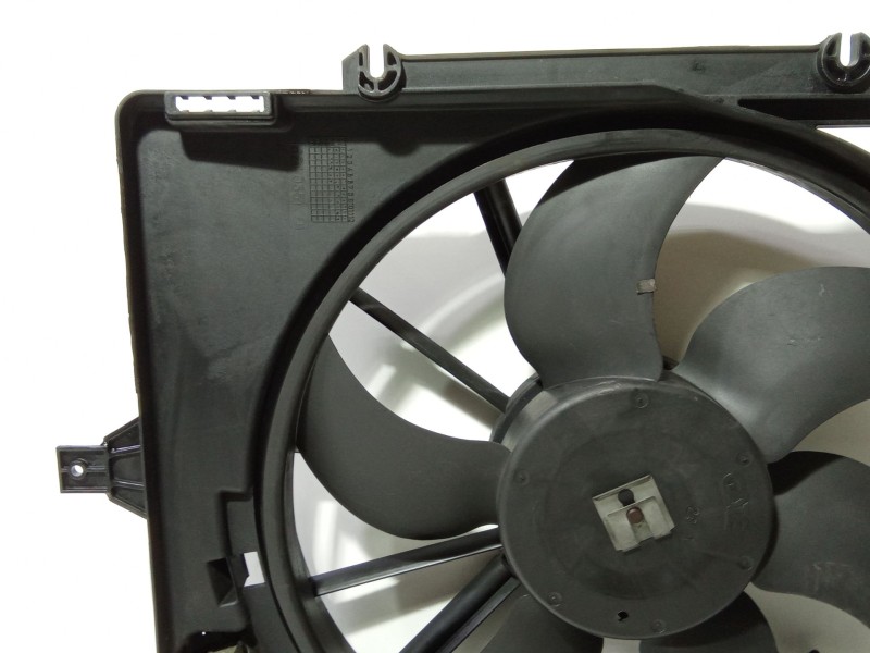 Recambio de electroventilador para renault clio ii (bb_, cb_) 1.5 dci (b/cb07) referencia OEM IAM 7700428659J  