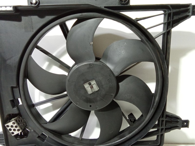 Recambio de electroventilador para renault clio ii (bb_, cb_) 1.5 dci (b/cb07) referencia OEM IAM 7700428659J  