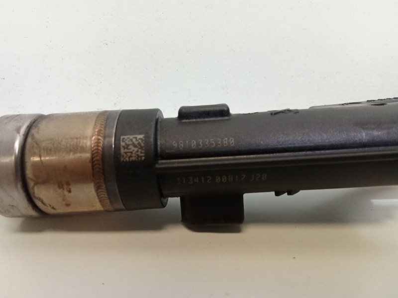 Recambio de inyector para peugeot 308 ii (lb_, lp_, lw_, lh_, l3_) 1.2 thp 130 referencia OEM IAM 9810335380  