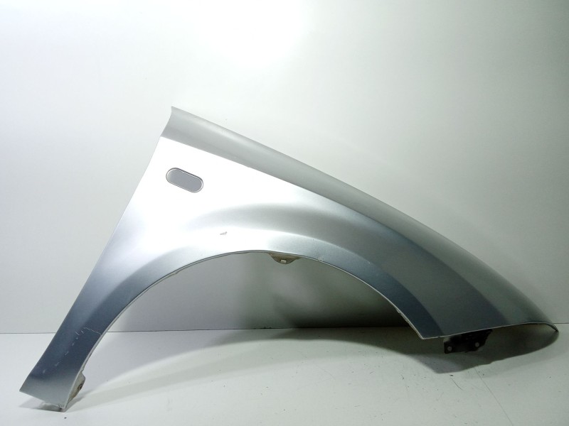 Recambio de aleta delantera derecha para seat leon (1p1) 2.0 tdi 16v referencia OEM IAM 1P0821022A  