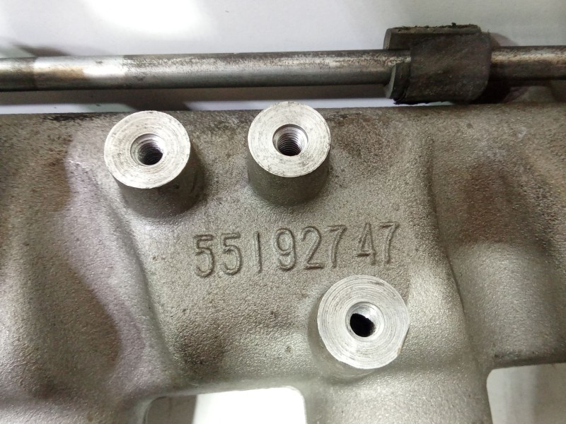 Recambio de colector admision para opel astra h (a04) 1.9 cdti (l48) referencia OEM IAM 55192747  