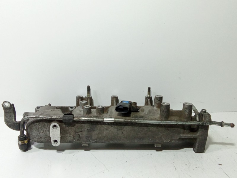 Recambio de colector admision para opel astra h (a04) 1.9 cdti (l48) referencia OEM IAM 55192747  