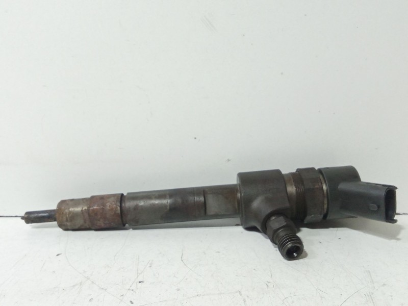 Recambio de inyector para opel astra h (a04) 1.9 cdti (l48) referencia OEM IAM 0445110165  