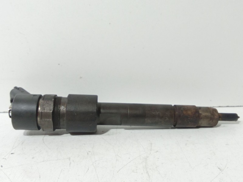 Recambio de inyector para opel astra h (a04) 1.9 cdti (l48) referencia OEM IAM 0445110165  