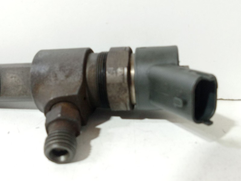 Recambio de inyector para opel astra h (a04) 1.9 cdti (l48) referencia OEM IAM 0445110165  