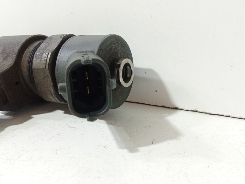 Recambio de inyector para opel astra h (a04) 1.9 cdti (l48) referencia OEM IAM 0445110165  