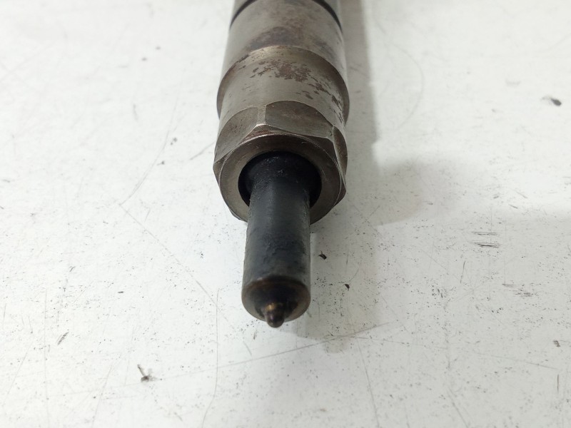 Recambio de inyector para opel astra h (a04) 1.9 cdti (l48) referencia OEM IAM 0445110165  