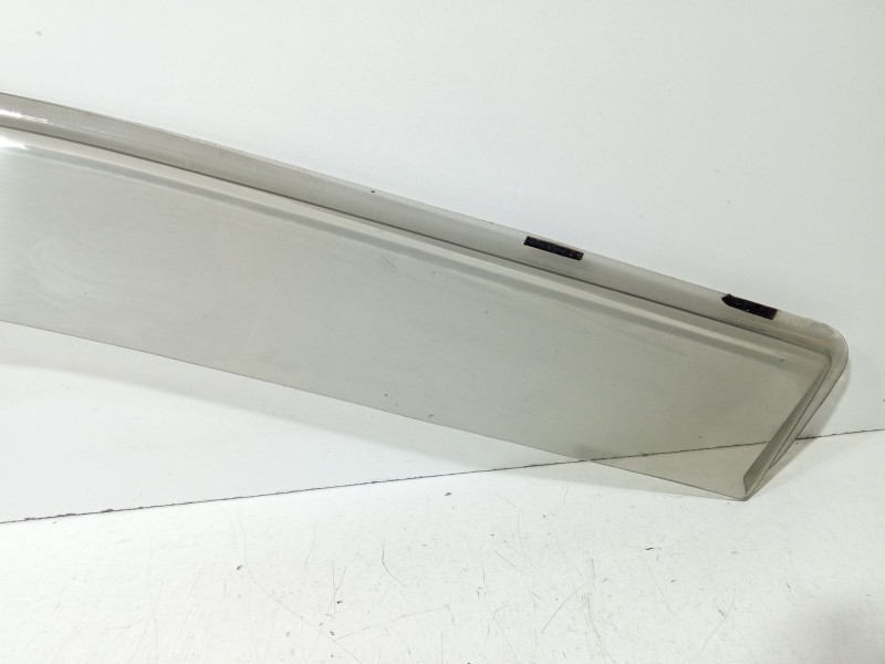 Recambio de moldura puerta delantera izquierda para seat ibiza ii (6k1) 1.9 sdi referencia OEM IAM Seat Ibiza 6K  