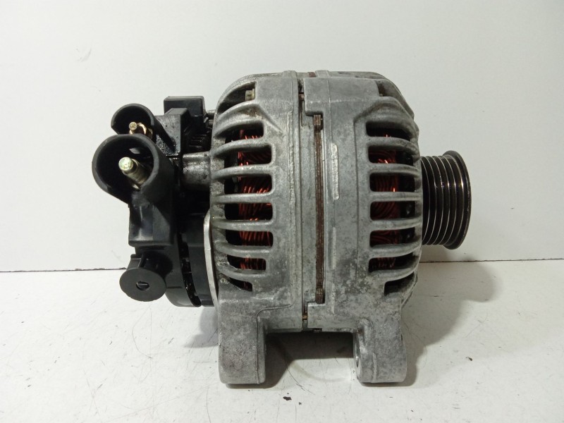 Recambio de alternador para peugeot 206 berlina 1.9 diesel referencia OEM IAM 9621791480  