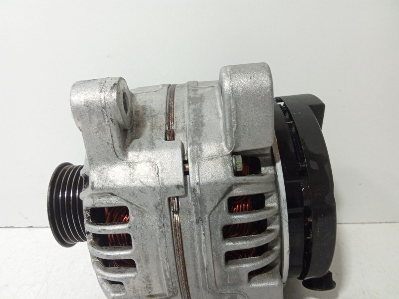 Recambio de alternador para peugeot 206 berlina 1.9 diesel referencia OEM IAM 9621791480  