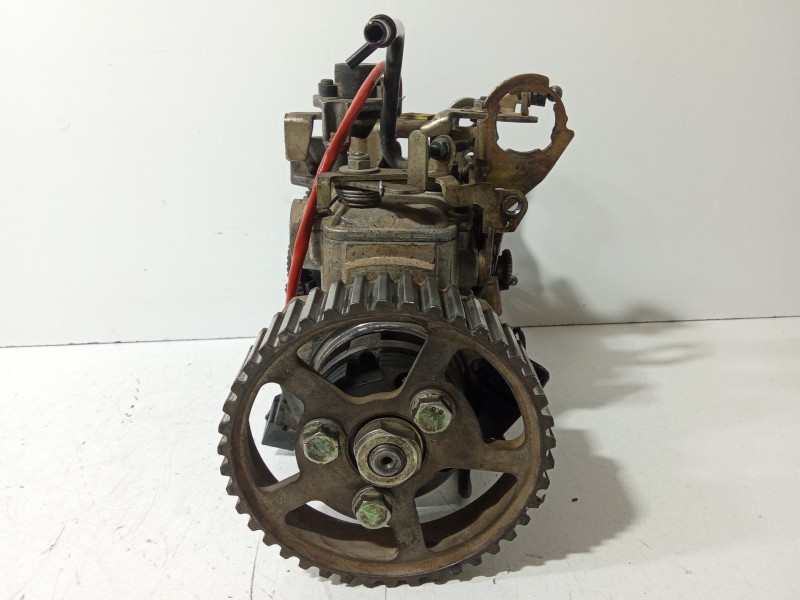 Recambio de bomba inyeccion para peugeot 206 berlina 1.9 diesel referencia OEM IAM R8448B182C  