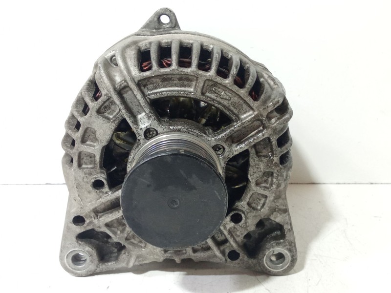 Recambio de alternador para renault laguna ii (bg0) 1.9 dci diesel referencia OEM IAM 8200660022  