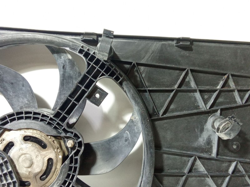 Recambio de electroventilador para fiat fiorino furgón/monospace (225_) 1.3 d multijet (225bxe1a) referencia OEM IAM 51780662  