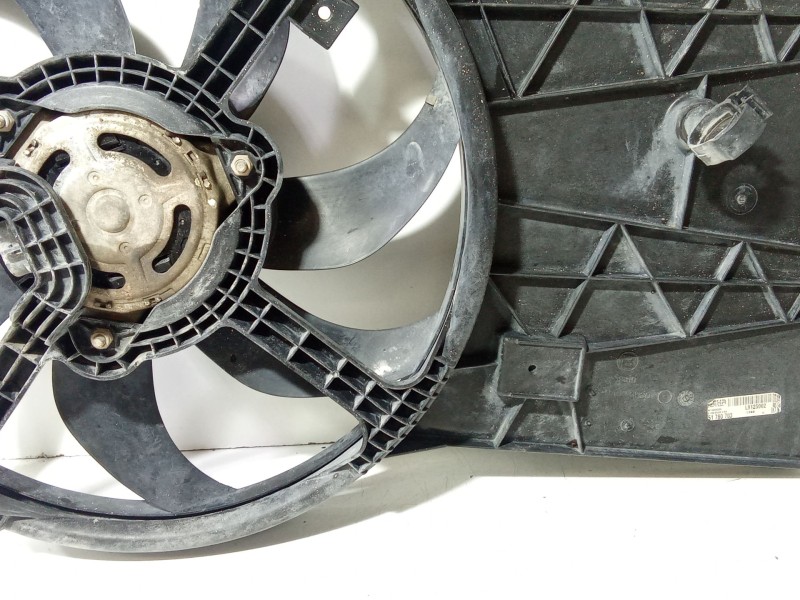 Recambio de electroventilador para fiat fiorino furgón/monospace (225_) 1.3 d multijet (225bxe1a) referencia OEM IAM 51780662  