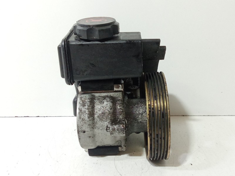 Recambio de bomba direccion para peugeot 206 berlina xn referencia OEM IAM 9639108780  