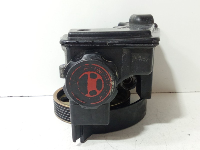 Recambio de bomba direccion para peugeot 206 berlina xn referencia OEM IAM 9639108780  