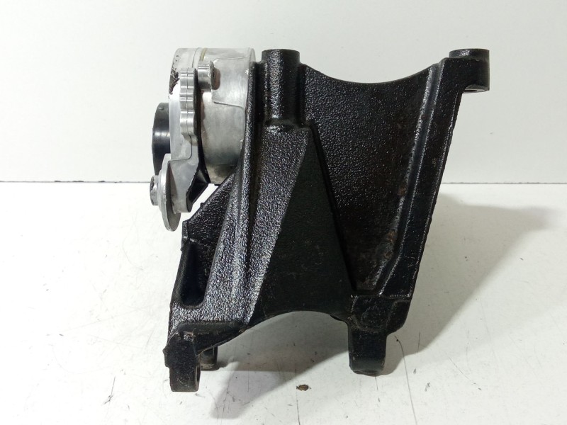 Recambio de soporte alternador para peugeot 206 berlina xn referencia OEM IAM 9634962980  