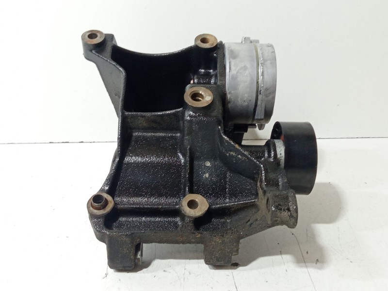 Recambio de soporte alternador para peugeot 206 berlina xn referencia OEM IAM 9634962980  