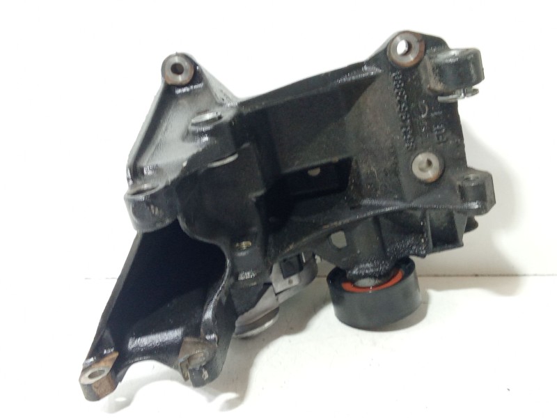 Recambio de soporte alternador para peugeot 206 berlina xn referencia OEM IAM 9634962980  