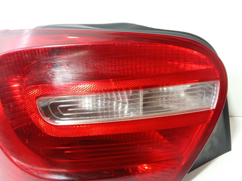 Recambio de piloto trasero izquierdo para mercedes-benz clase a (w176) a 180 cdi / d (176.012) referencia OEM IAM 1769060100  