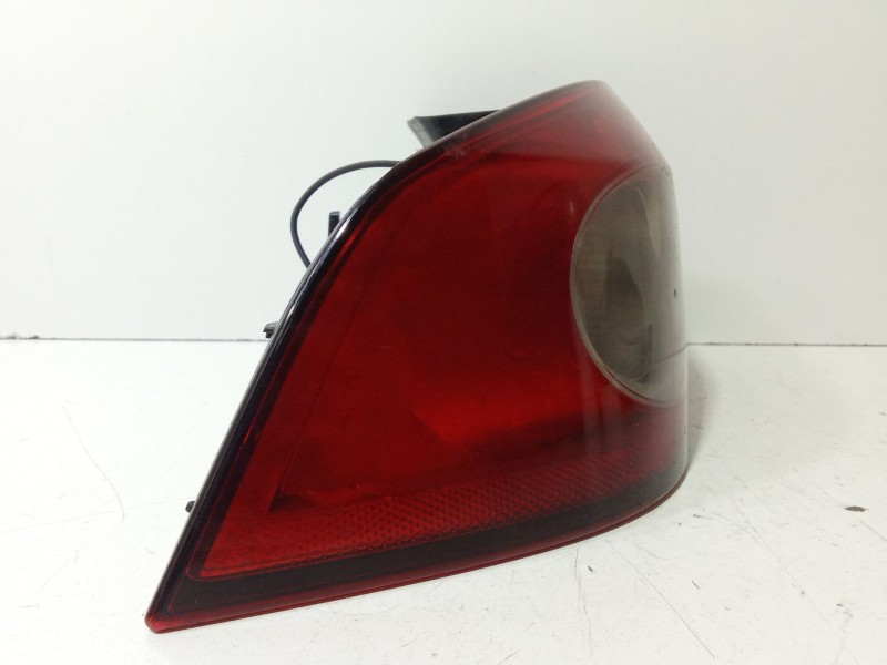 Recambio de piloto trasero izquierdo para renault laguna ii (bg0) 1.9 dci diesel referencia OEM IAM 8200262667  