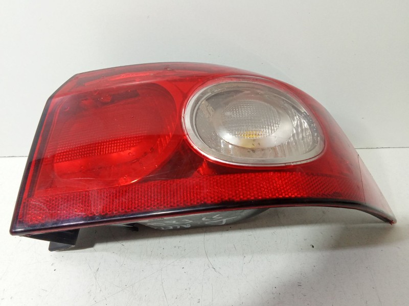 Recambio de piloto trasero derecho para renault laguna ii (bg0) 1.9 dci diesel referencia OEM IAM 89036262  