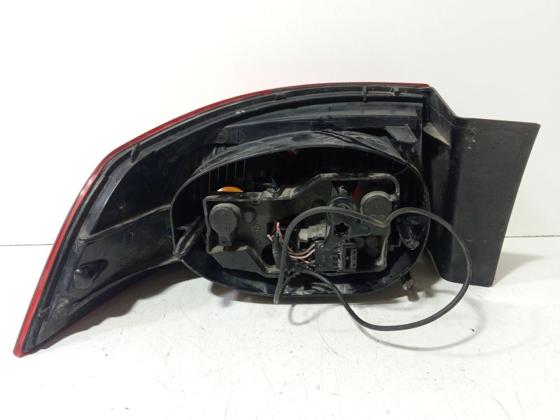 Recambio de piloto trasero derecho para renault laguna ii (bg0) 1.9 dci diesel referencia OEM IAM 89036262  