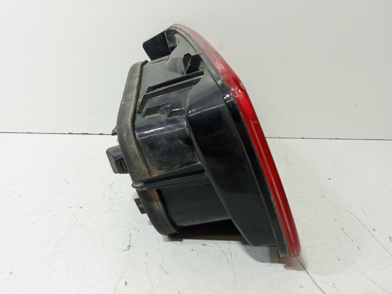 Recambio de piloto trasero derecho de porton para renault laguna ii (bg0) 1.9 dci diesel referencia OEM IAM 8200262111  