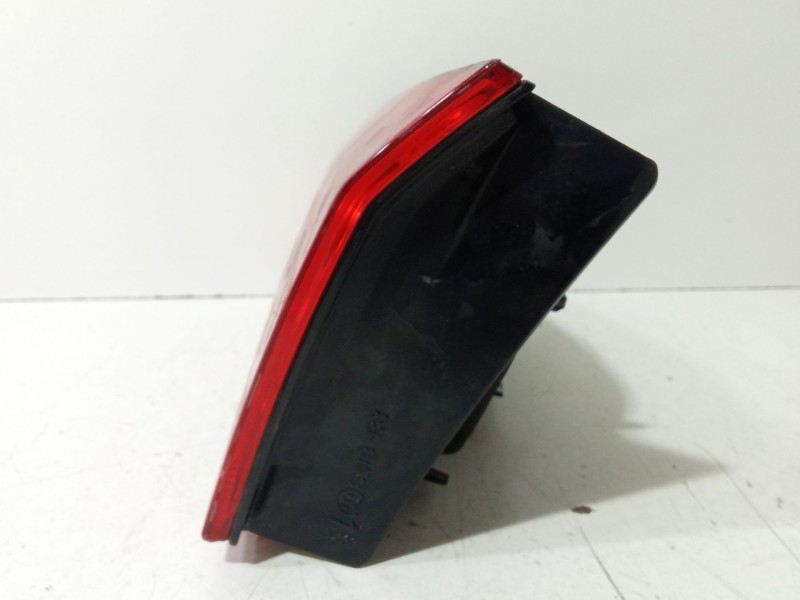 Recambio de piloto trasero derecho de porton para renault laguna ii (bg0) 1.9 dci diesel referencia OEM IAM 8200262111  