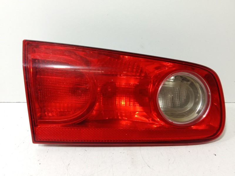 Recambio de piloto trasero izquierdo de porton para renault laguna ii (bg0) 1.9 dci diesel referencia OEM IAM 8200262110  