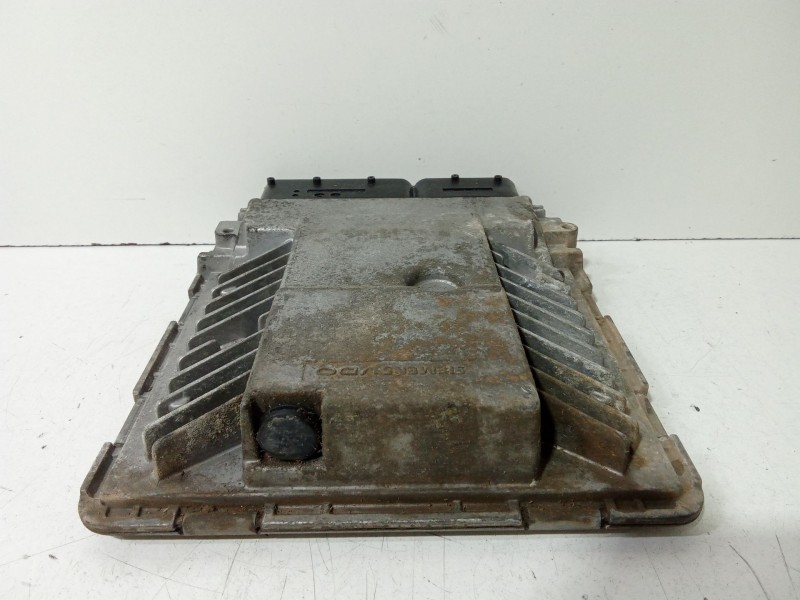 Recambio de centralita motor uce para volkswagen passat b6 (3c2) 2.0 tdi referencia OEM IAM 03G906018CE  