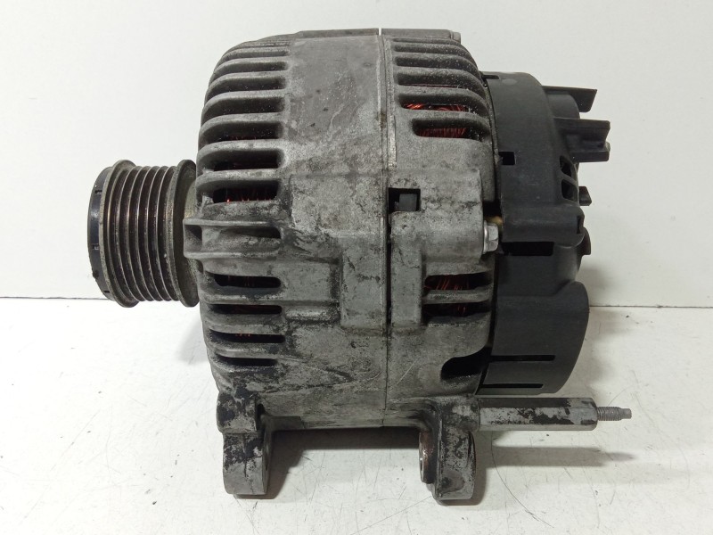 Recambio de alternador para volkswagen passat b6 (3c2) 2.0 tdi referencia OEM IAM 021903026L  