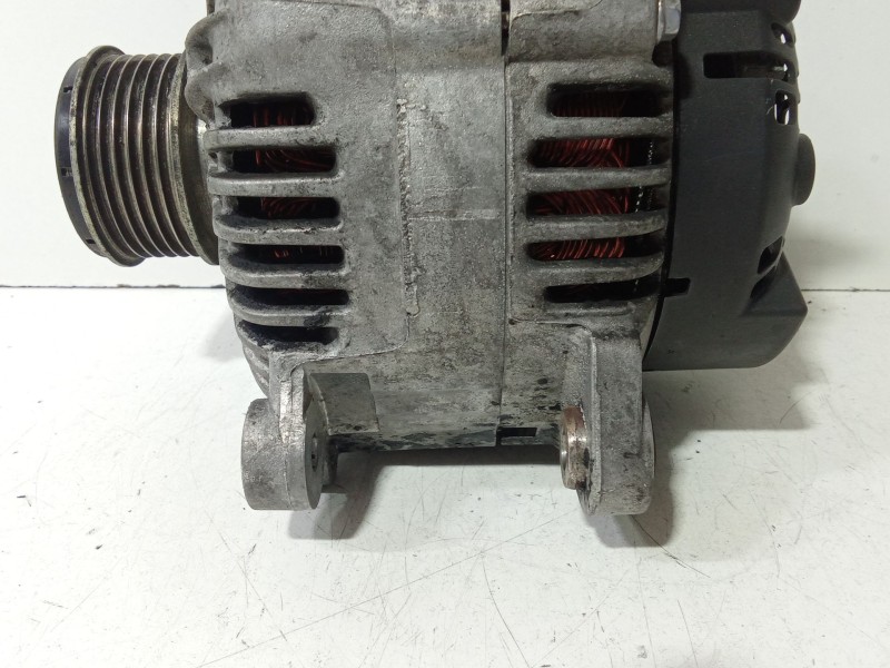 Recambio de alternador para volkswagen passat b6 (3c2) 2.0 tdi referencia OEM IAM 021903026L  