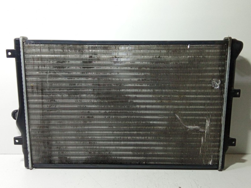 Recambio de radiador agua para volkswagen passat b6 (3c2) 2.0 tdi referencia OEM IAM 3C0121253K  