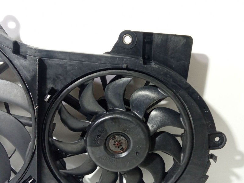 Recambio de electroventilador para audi a6 allroad c6 (4fh) 3.2 fsi quattro referencia OEM IAM 4F0121003A  