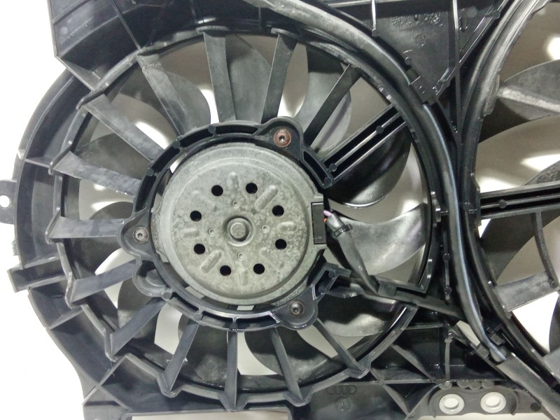 Recambio de electroventilador para audi a6 allroad c6 (4fh) 3.2 fsi quattro referencia OEM IAM 4F0121003A  