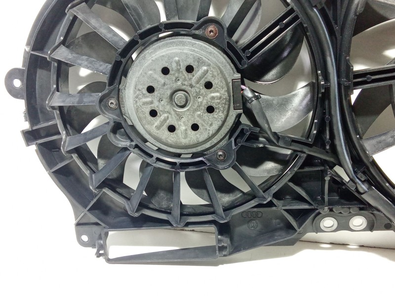 Recambio de electroventilador para audi a6 allroad c6 (4fh) 3.2 fsi quattro referencia OEM IAM 4F0121003A  