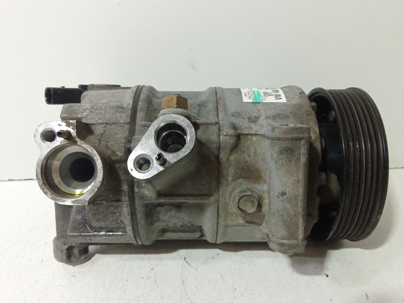 Recambio de compresor aire acondicionado para audi a3 descapotable (8p7) 2.0 tdi referencia OEM IAM 5N0820803  