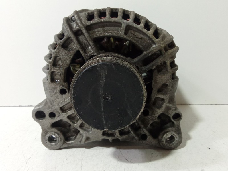 Recambio de alternador para audi a3 descapotable (8p7) 2.0 tdi referencia OEM IAM 06F903023F  