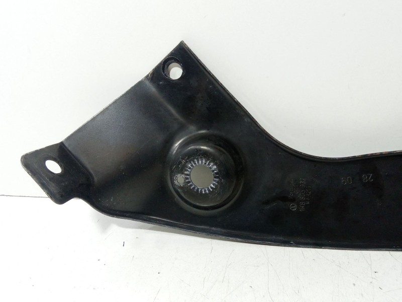 Recambio de soporte faro derecho para volkswagen scirocco iii (137, 138) 1.4 tsi referencia OEM IAM 1K8805932  