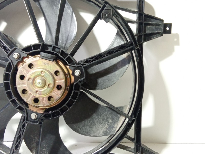 Recambio de electroventilador para renault clio ii fase ii (b/cb0) dynamique referencia OEM IAM 7700428659J  