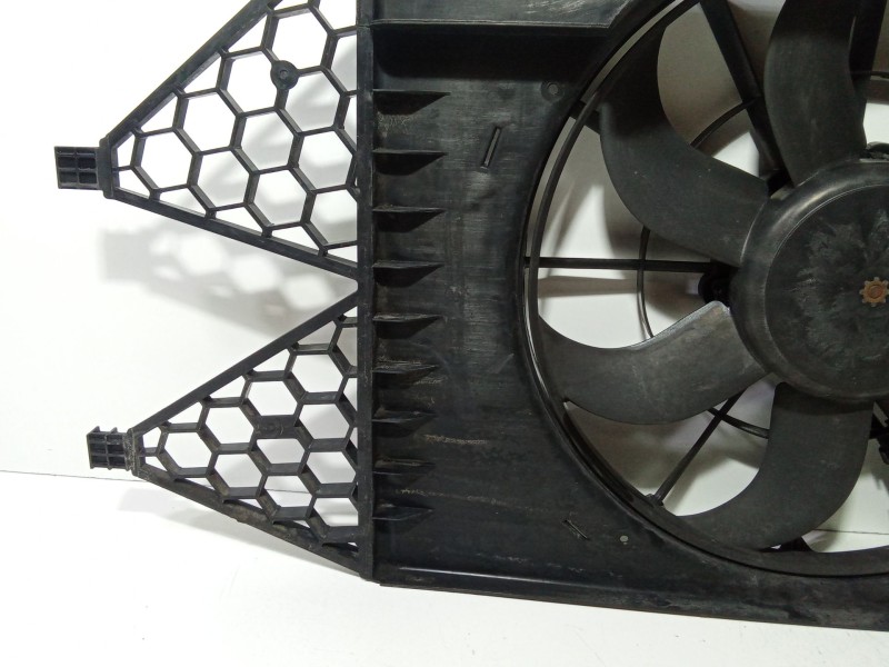 Recambio de electroventilador para seat ibiza iv sc (6j1, 6p5) 1.2 referencia OEM IAM 6R0121207  